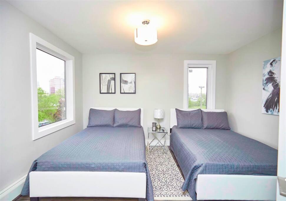 Luxury Boutique 2Bedroom Condo 2A ナイアガラ・フォールズ エクステリア 写真